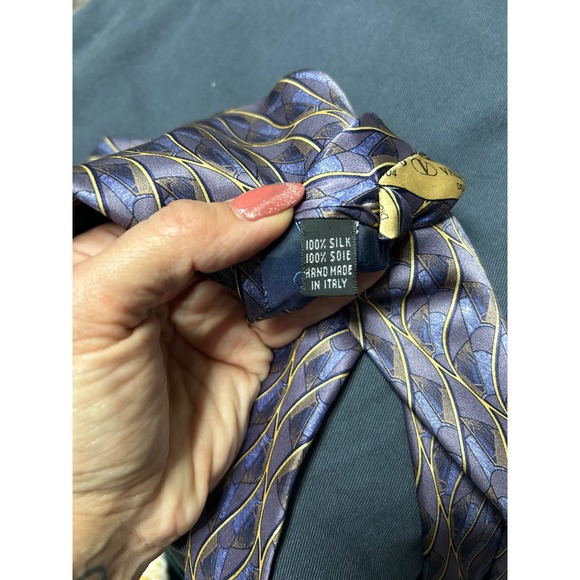 Valentino Cravatte Men's Silk Tie Purple Blue Gold Geometric Made in Italy - Picture 6 of 7